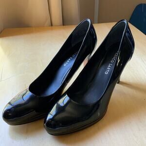 Franco Sarto Sheena Black Patent faux leather Pumps